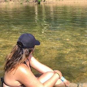 Meet your Posher, Monique